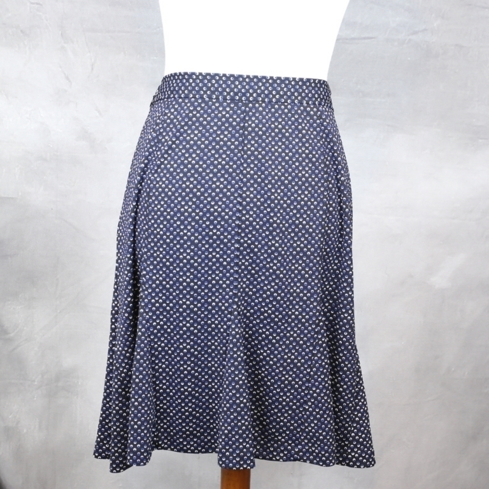 Talbots knee length a-line skirt 4P - Picture 2 of 3